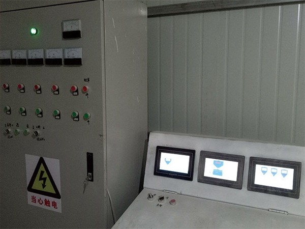 預(yù)拌砂漿機(jī)電控制臺(tái)